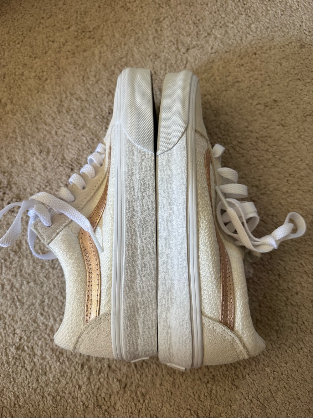 Vans Women Cream Suede Low-Top Sneakers with Metallic Pink Stripe - Picture 7 of 8
